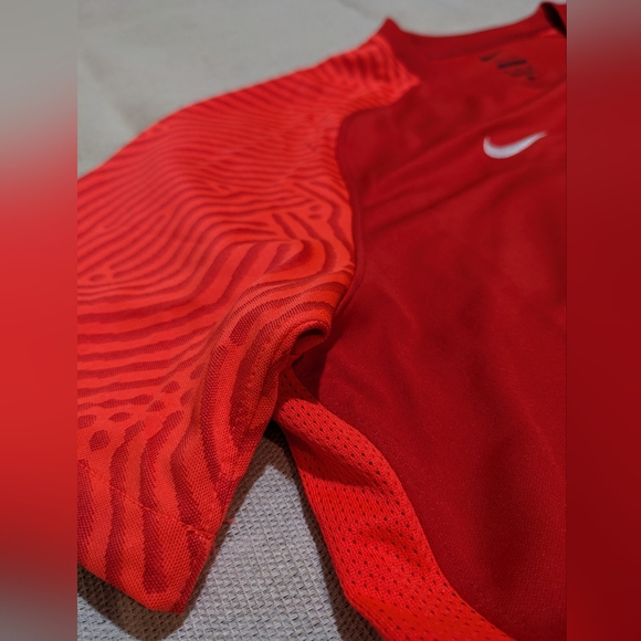 Team Canada 2022 Soccer Football Davies Jersey men's XXL Slim - Picture 4 of 13